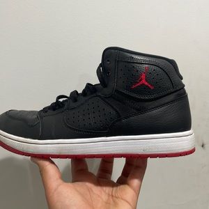 Nike jordan access size 9